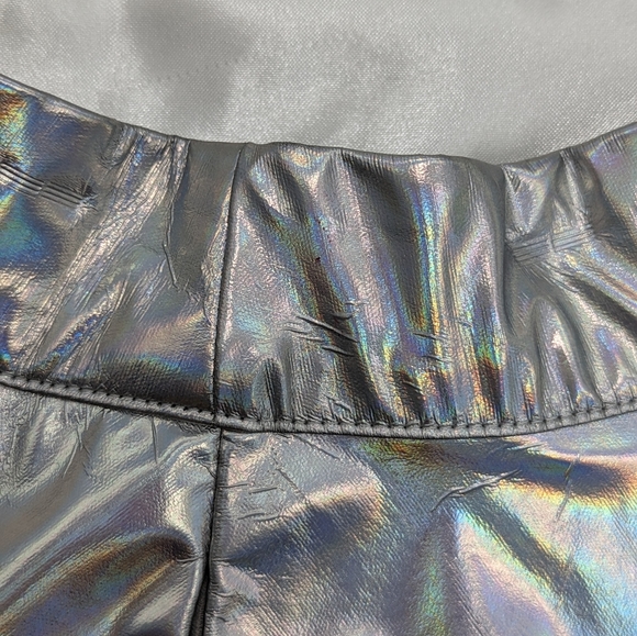 Holographic Metallic Silver Iridescent PU Leather Mini Skater Skirt Size M - Picture 9 of 11